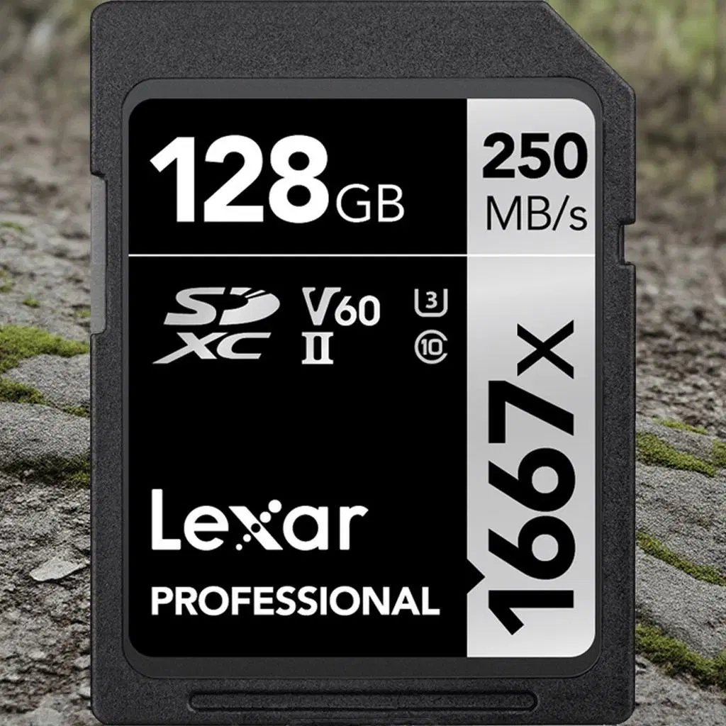렉사 SDXC 1667배속 UHS-2 카드 LSD128CB1667