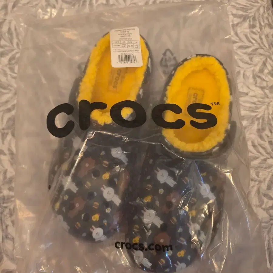 크록스 crocs 라인 프렌즈 겨울 슬리퍼 270 새상품
