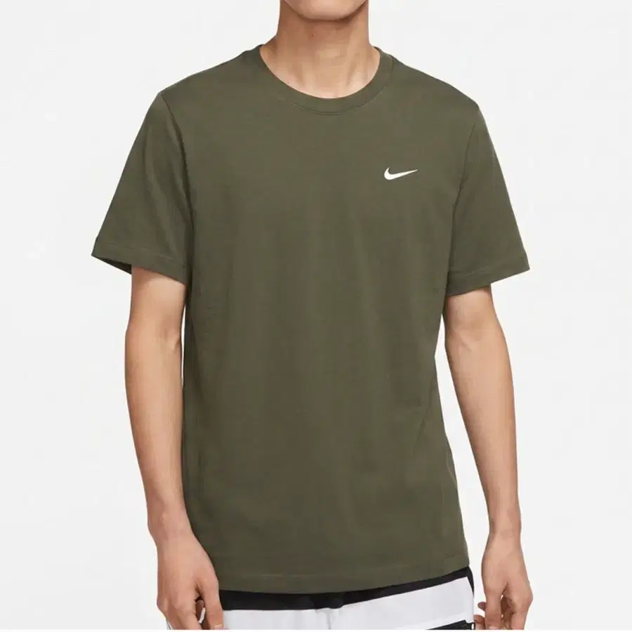나이키 스우시 남자 반팔티(카키) M, L, XL 사이즈 (새상품)