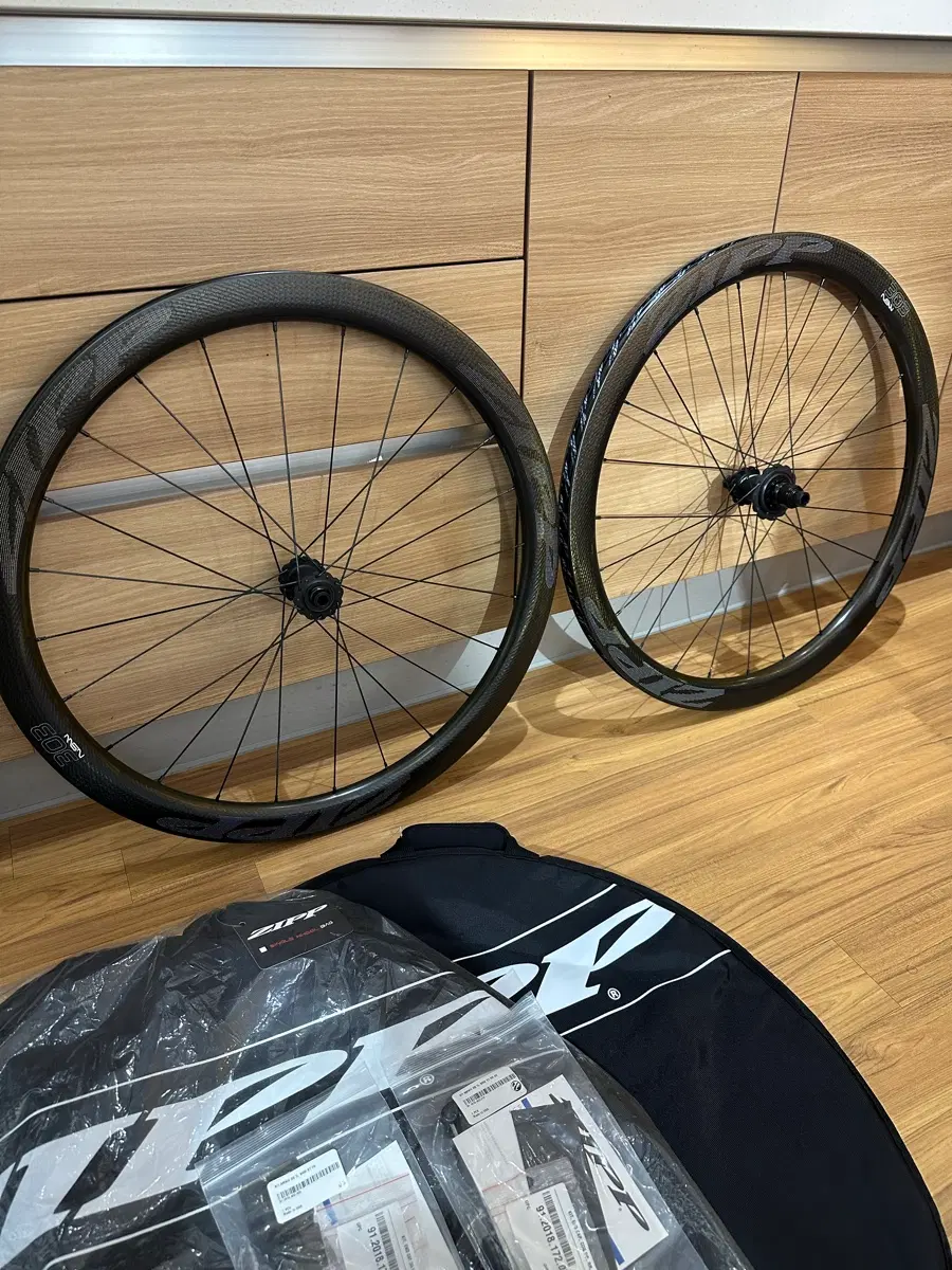 ZIPP 303 NSW 디스크 휠셋 판매