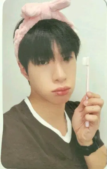 Onf wyatt unreleased photocard