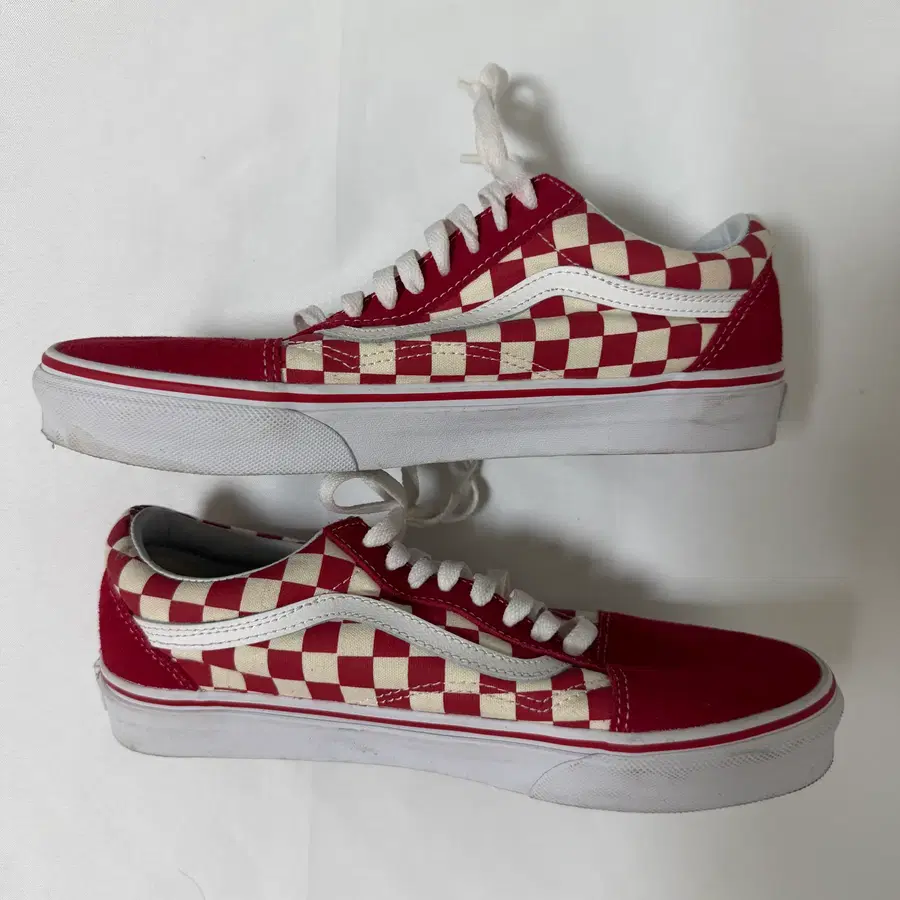 반스(Vans) 올드스쿨 체커보드 레싱 레드 265mm