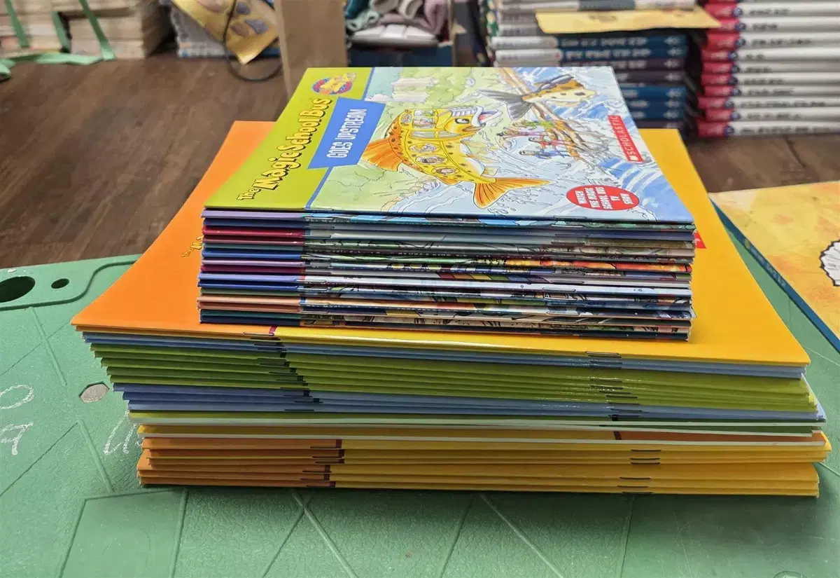 The Magic School Bus+PRACTICE BOOK SCHOLASTIC 합40권 세트 어린이영어 중고책