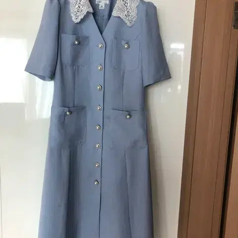 레이스 카라 진주 반팔 A라인 햅번 미디 원피스 결혼식 하객룩
