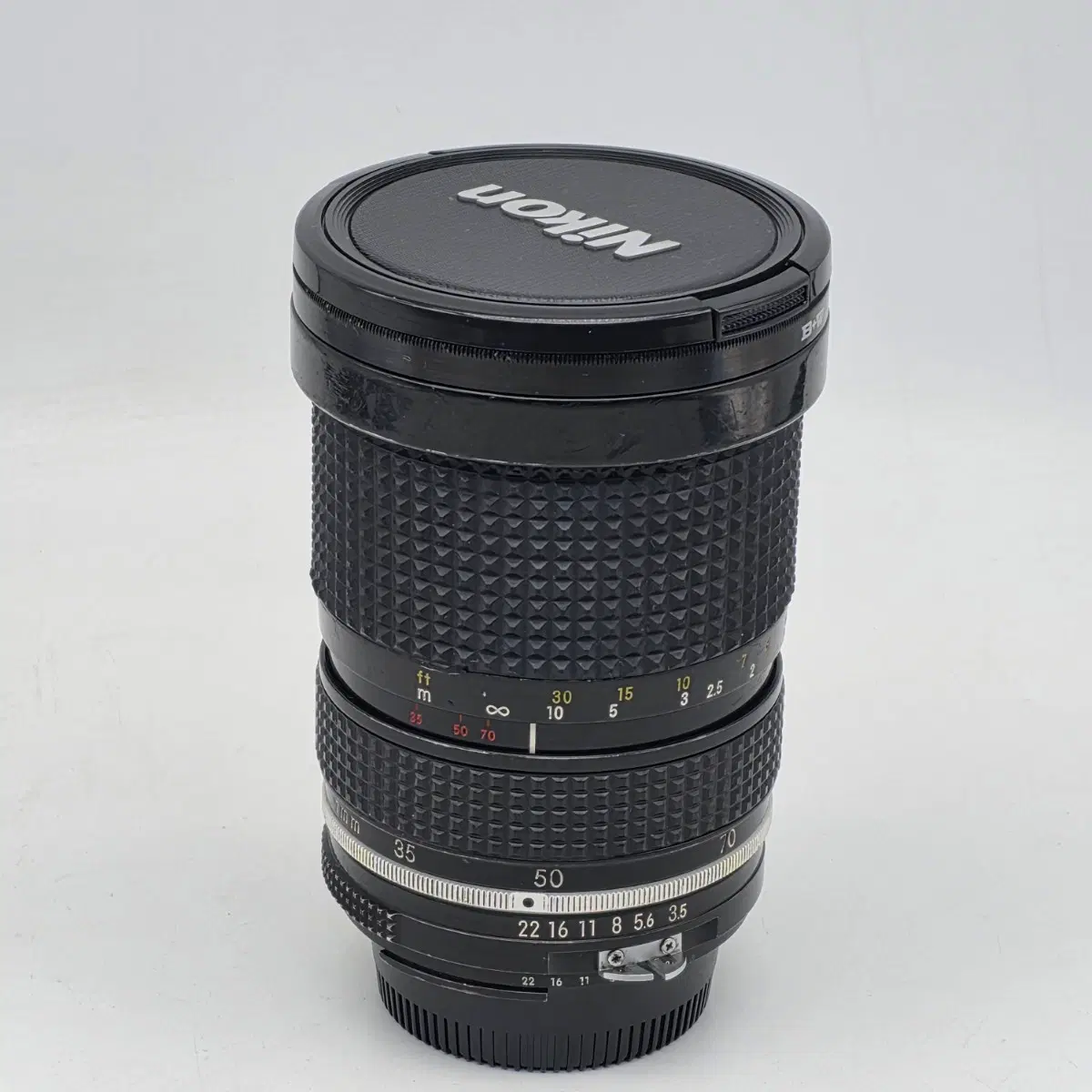 NIKON Zoom-NIKKOR 35-70mm 1:3.5