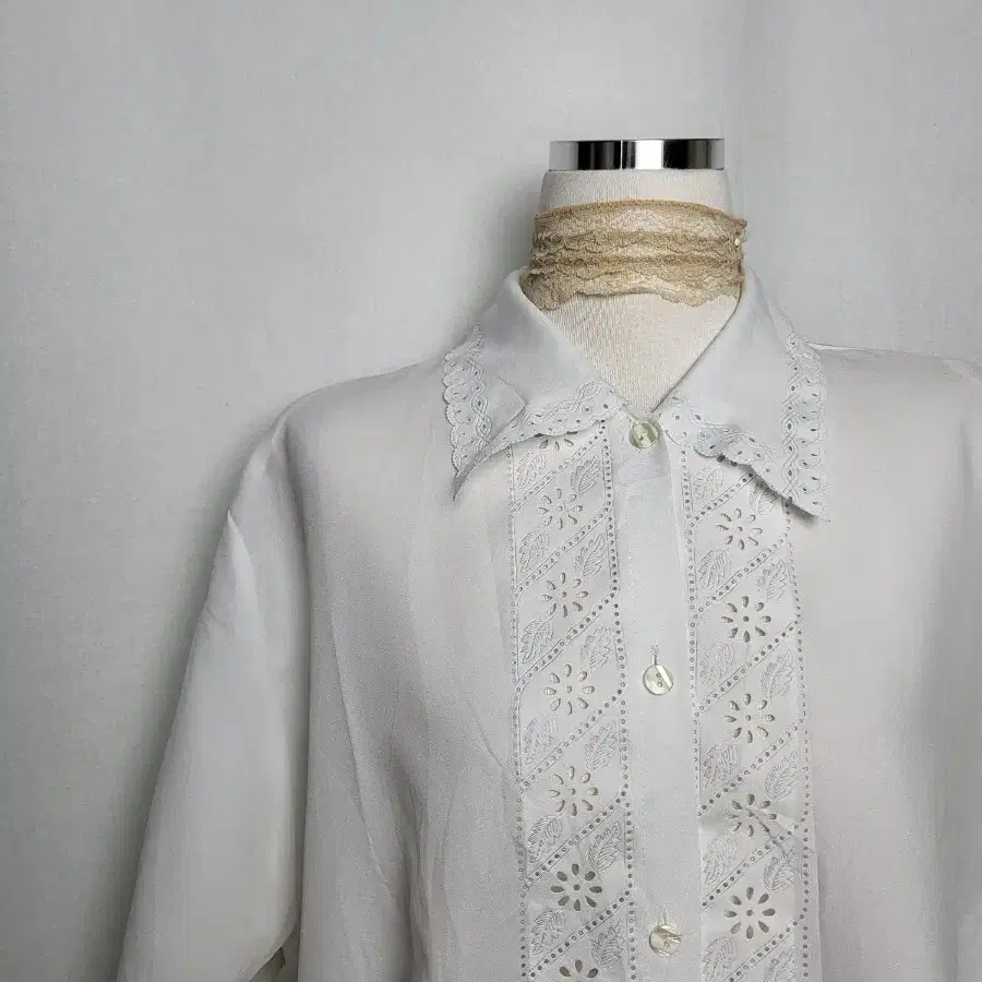 빈티지 카라 레이스 긴팔 유럽 셔츠