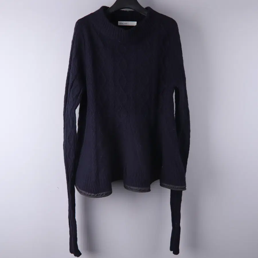 (여성) 사카이 럭(Sacai Luck) 플레이어드 풀오버 스웨터 네이비 (3) 5680
