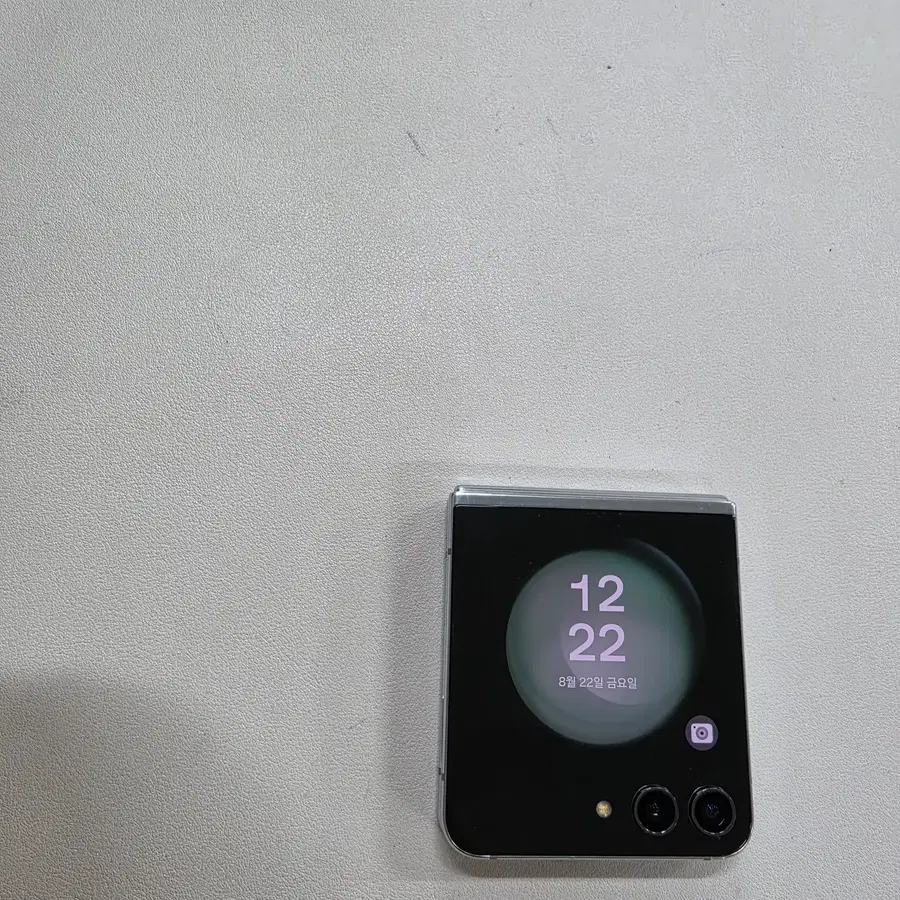 갤럭시 Z플립5민트 무잔상 정상공기기 중고폰