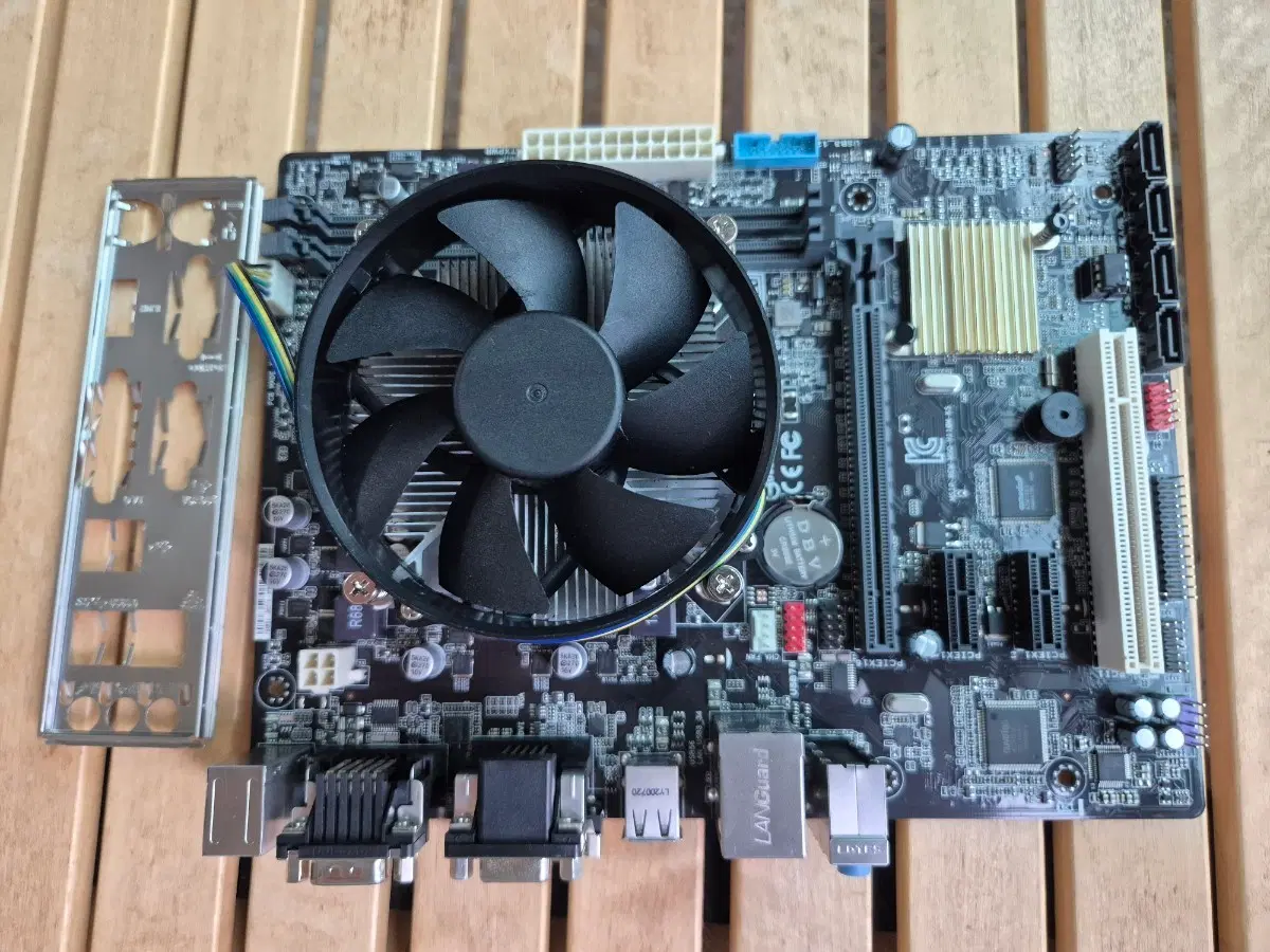 ASUS 메인보드 H110M-KS와 G4400 CPU 세트