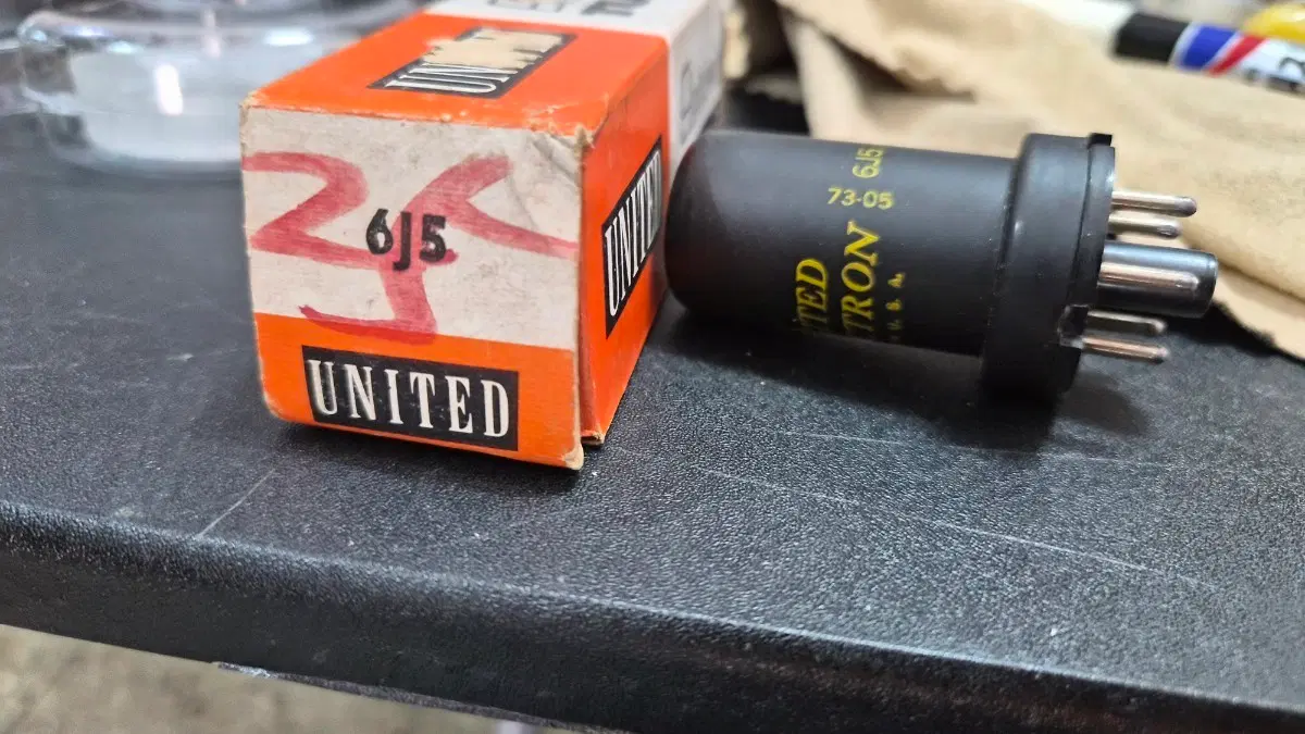 United 6J5 진공관 철관