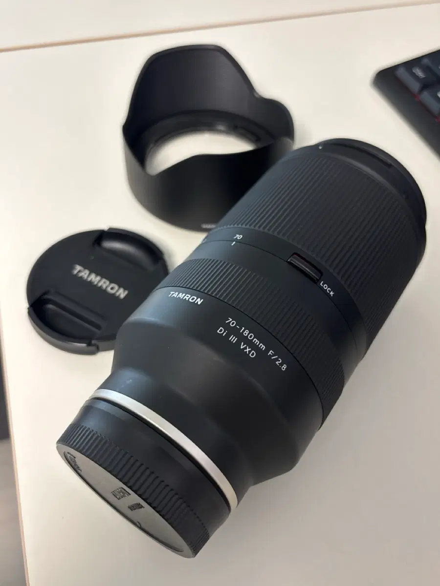 탐론 70-180mm F2.8 소니E마운트 렌즈와 시그마 100-400mm F5-6.3 교환원해요(추가금 가능)
