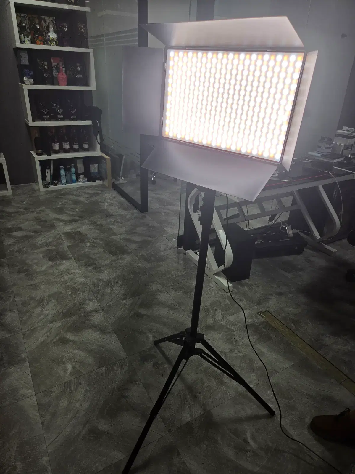 라미 패널형 LED 촬영 조명 RM-LPL305 X 2대