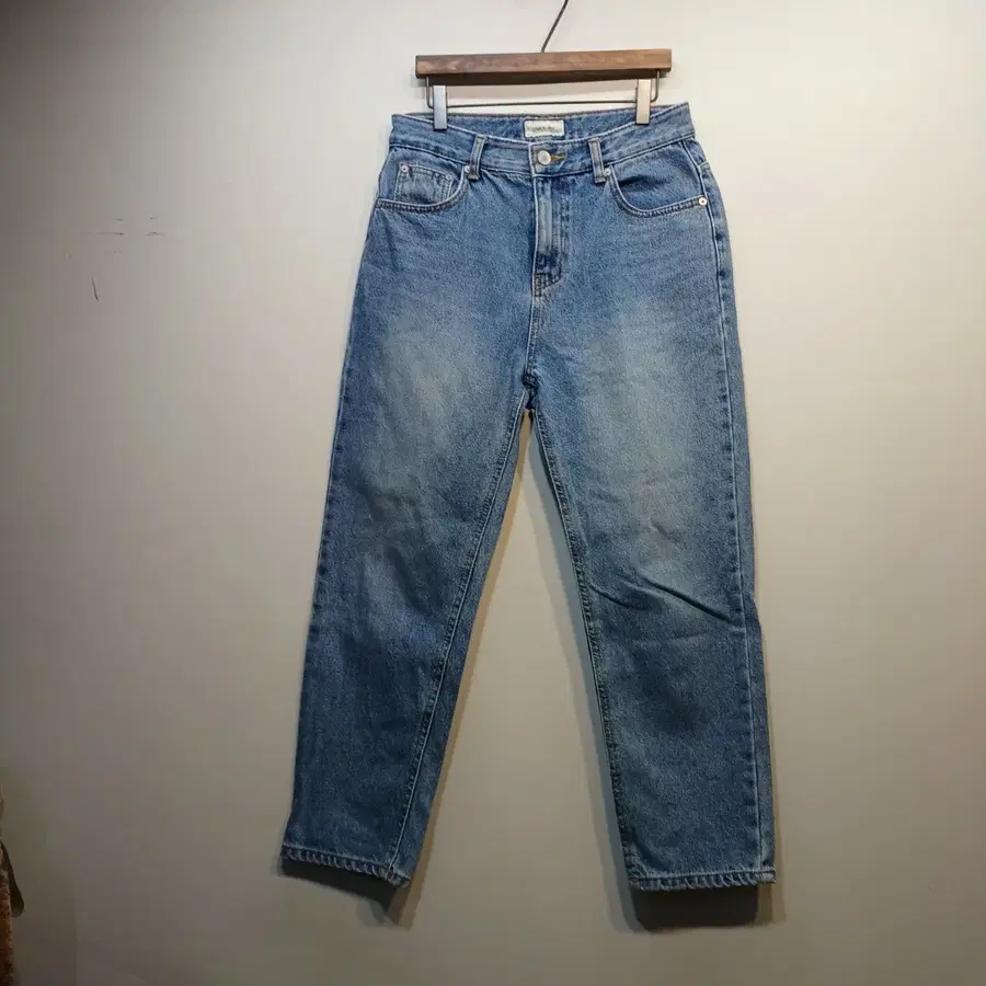 라이트블루 일자핏 데님 팬츠 27사이즈 봄가을   69059