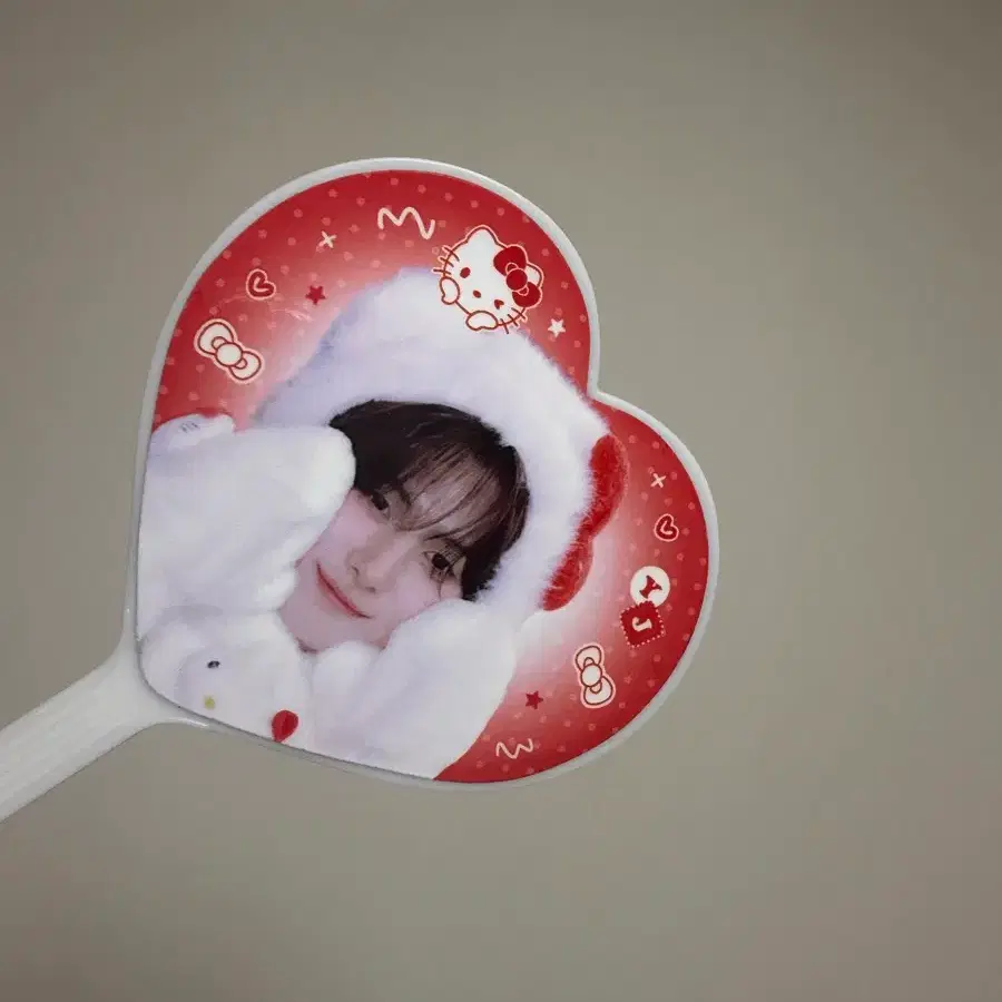 TWS 투어스 최영재 영재 미니 우치와 헬로키티