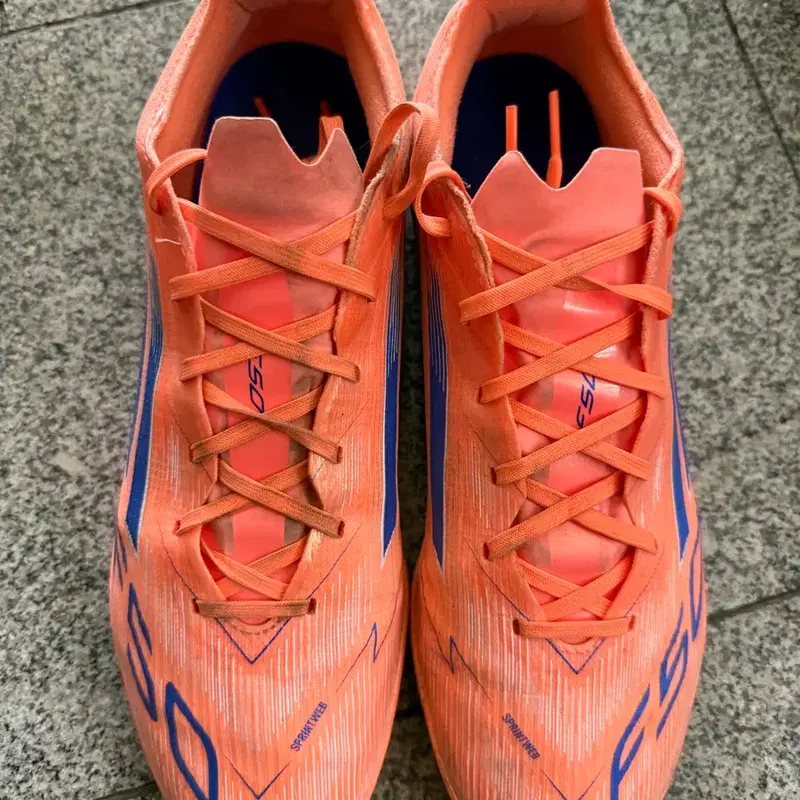 아디다스 F50 프로 TF 오렌지 풋살화 280 축구