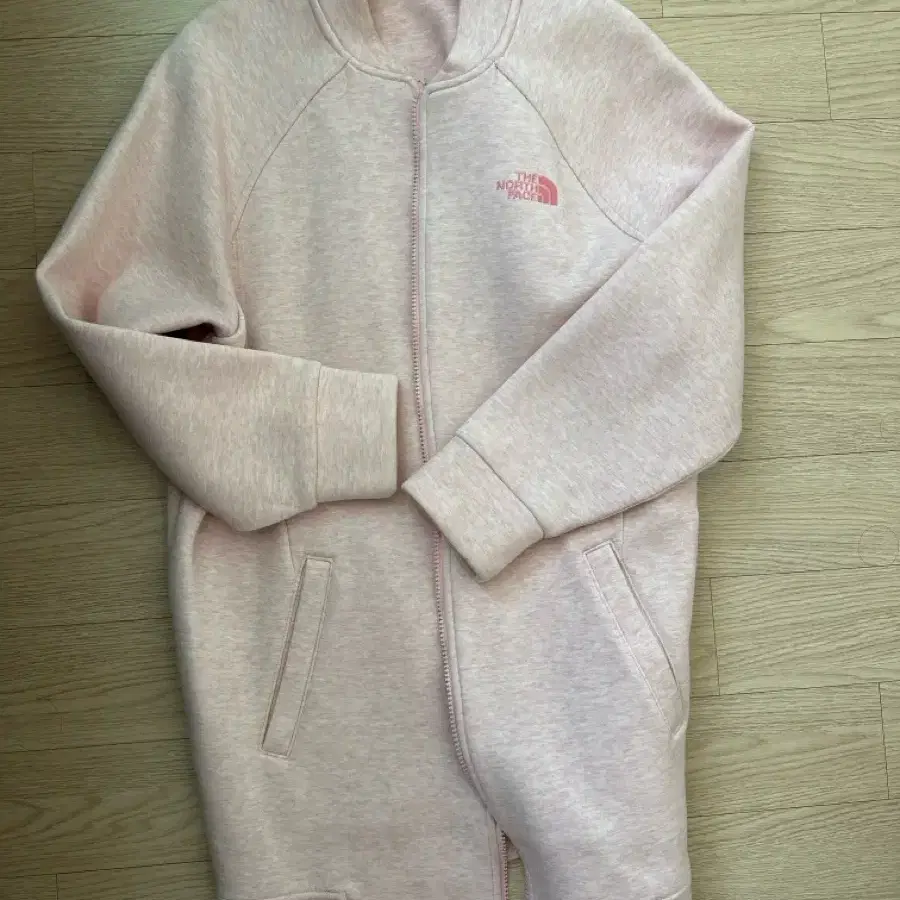 노스페이스 집업 자켓 핑크 실물이 진짜 이뻐요