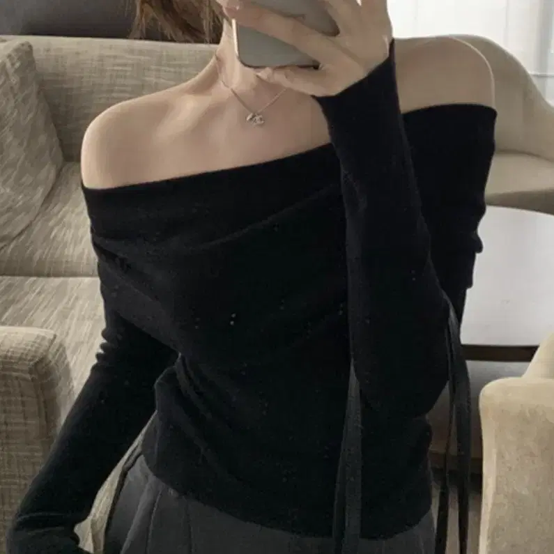 새상품 라라티나 여성용 다엘라 슬림핏 오프숄더 레어어 솟 긴팔 티셔츠