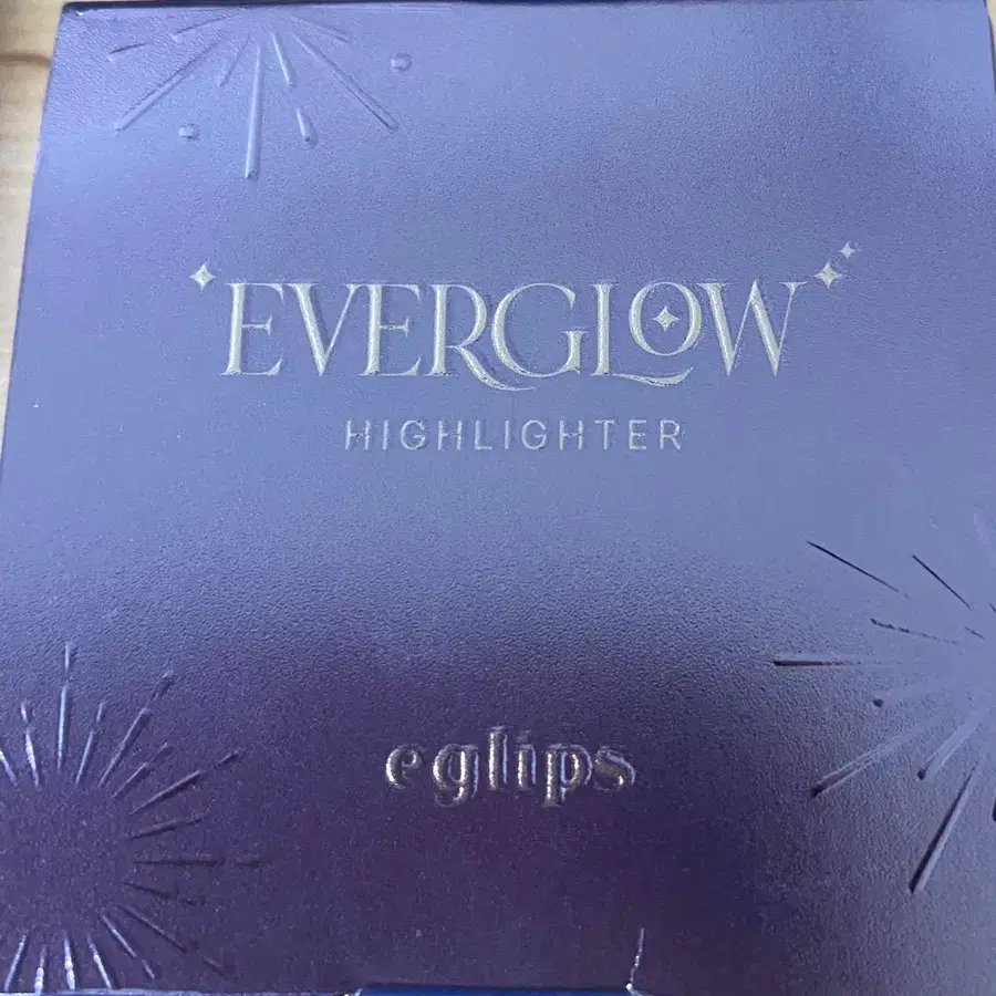 이글립스 에버글로우 하이라이터 01 헤일로