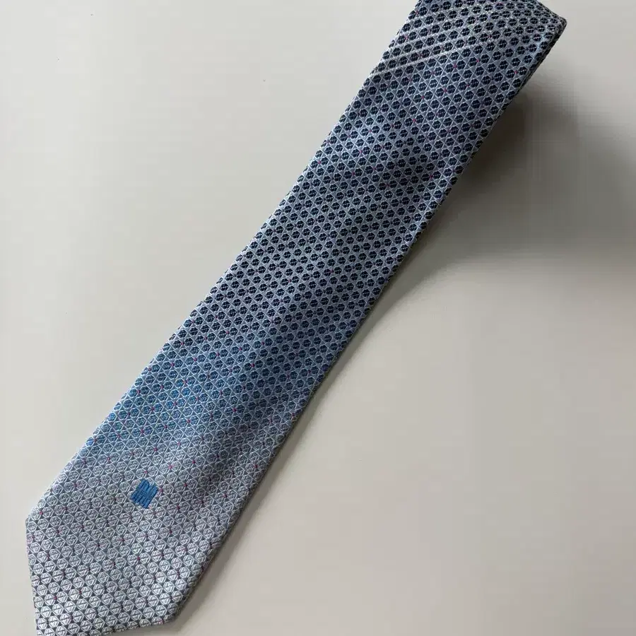 닥스(Daks) 실크 넥타이 8cm