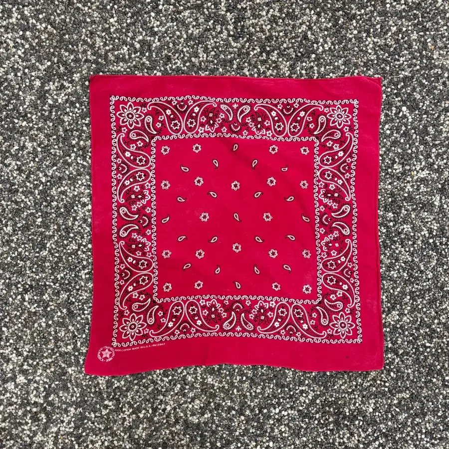 USA 빈티지 페이즐리 반다나 (52x50cm)