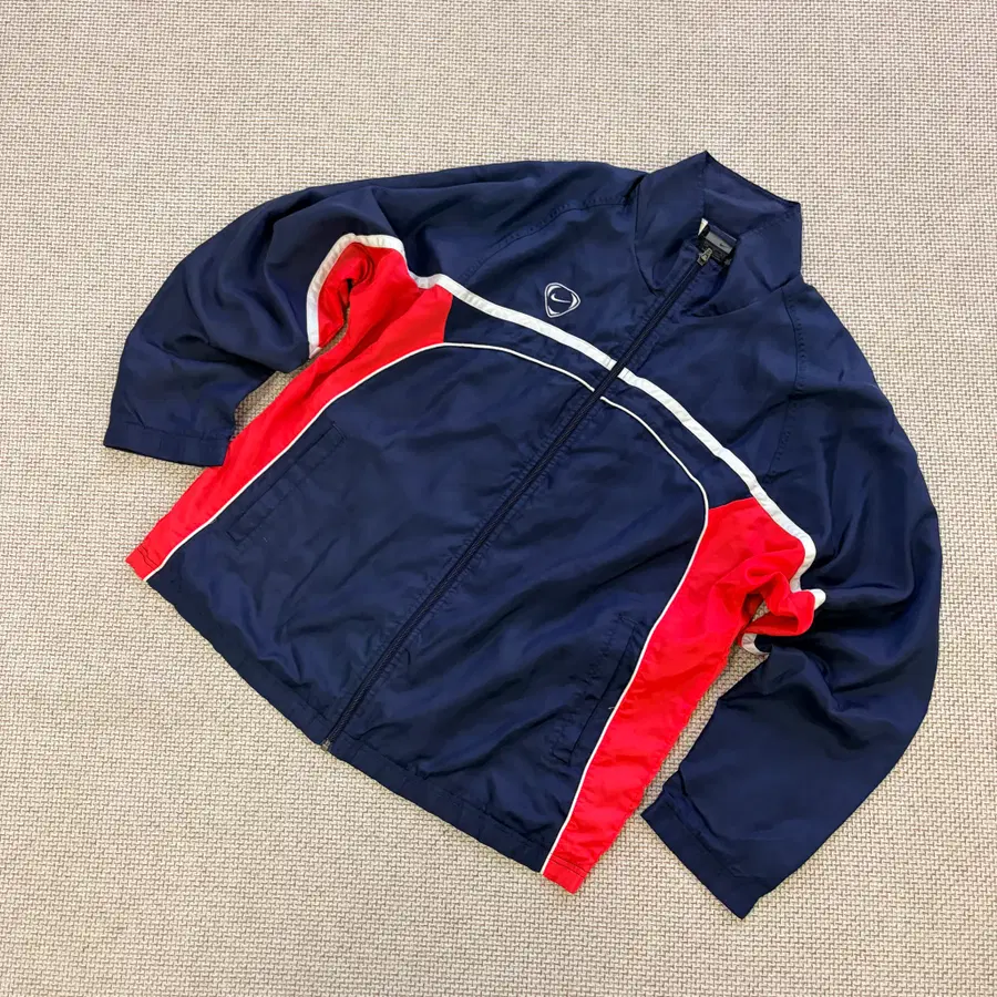 105 나이키 올드스쿨 바람막이 자켓 0916D1