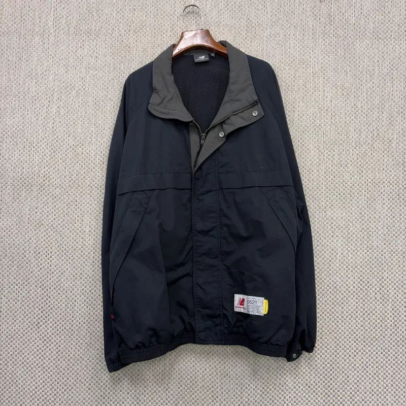 뉴발란스 바람막이 자켓 105 H05691