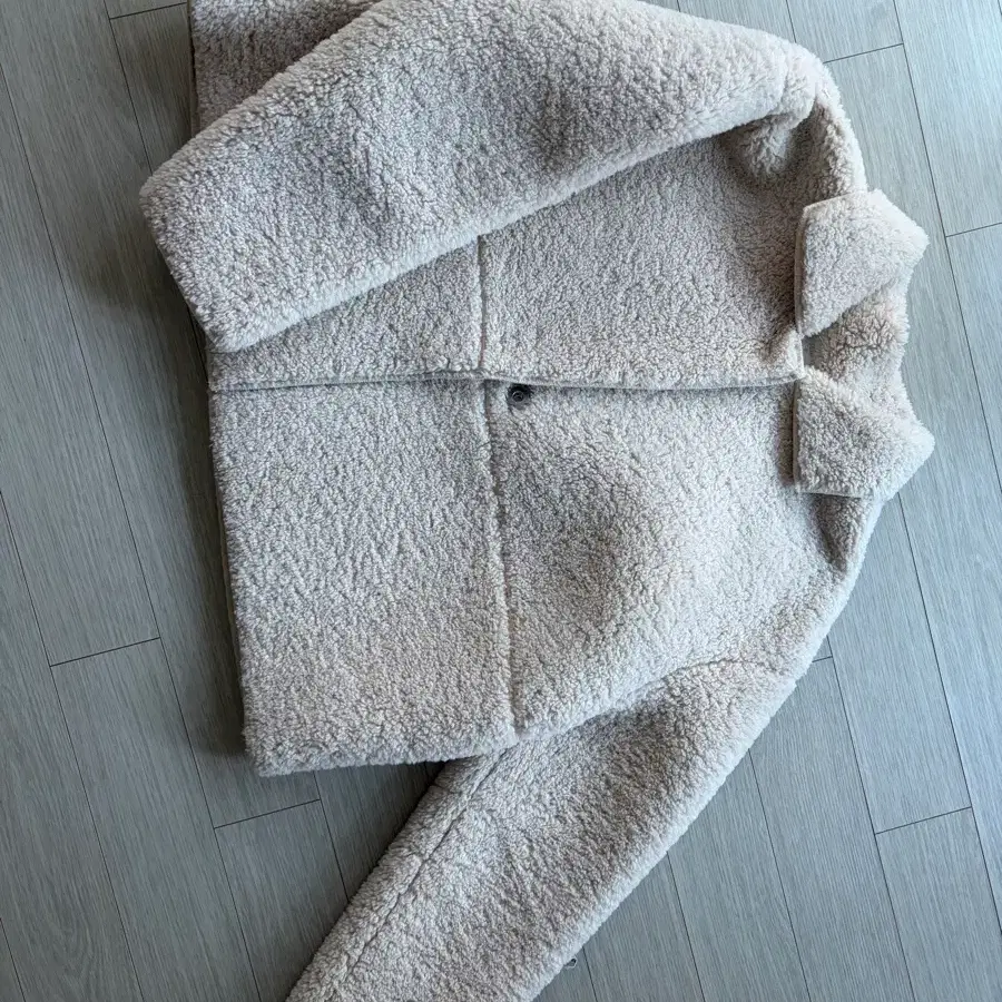 크롭 무스탕