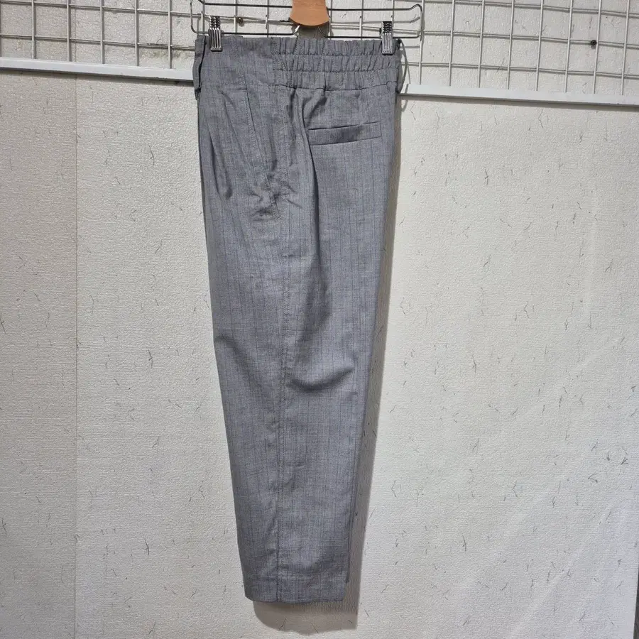 럭키슈에뜨 바지