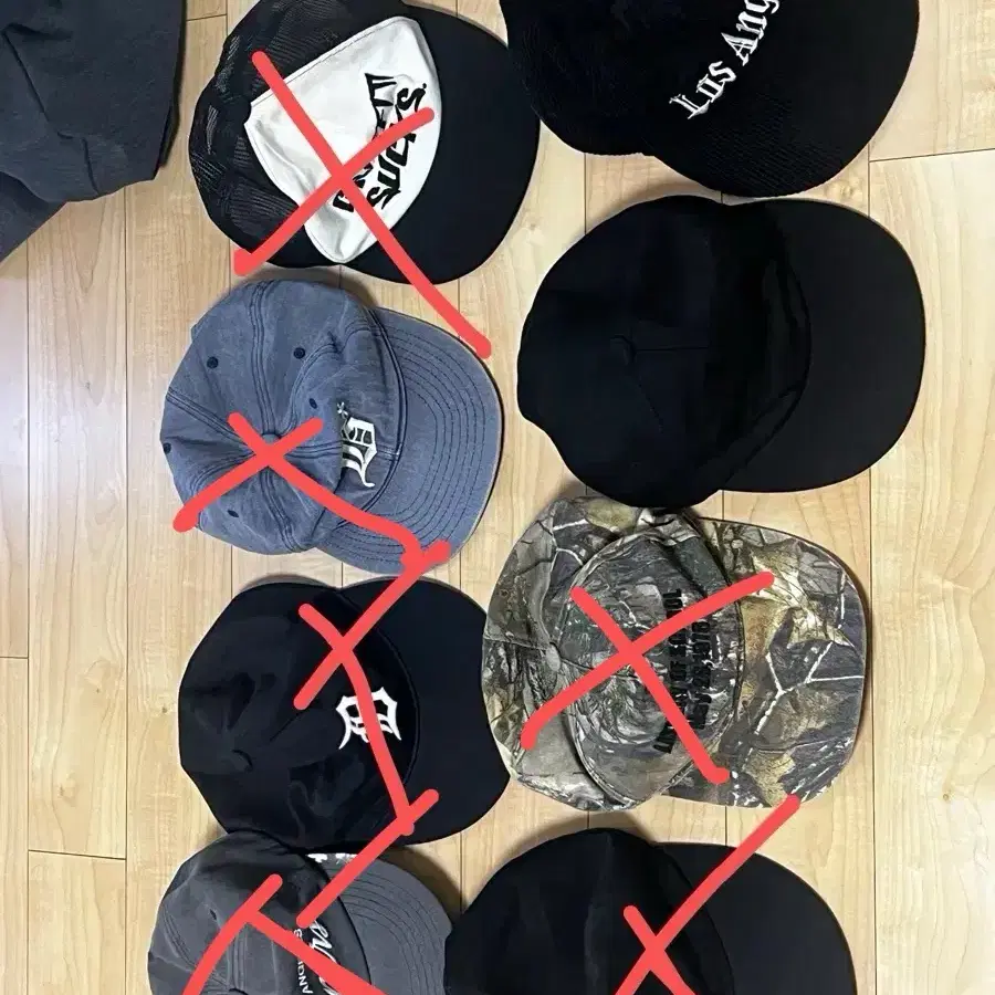 도넛리벤지 블랙아웃 등 모자