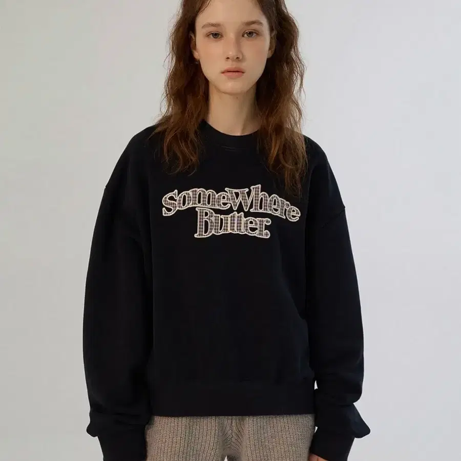 썸웨어버터 Check wave logo sweatshirt - Navy