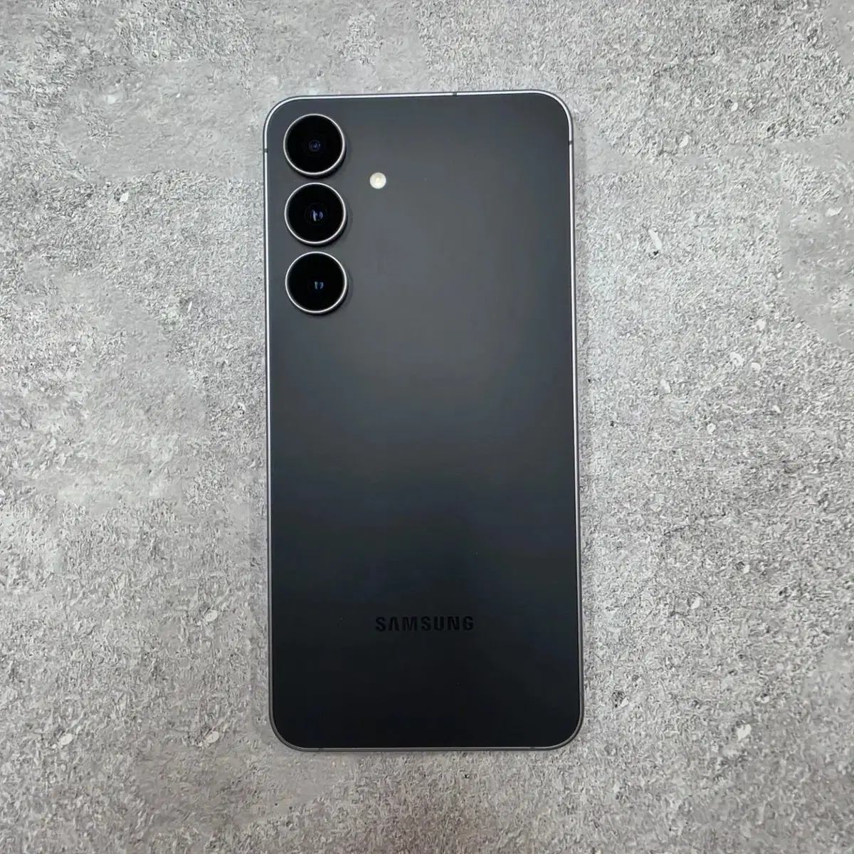 갤럭시 s25FE 블랙 256GB 선약가능 / 직거래시 특가 문의주세요
