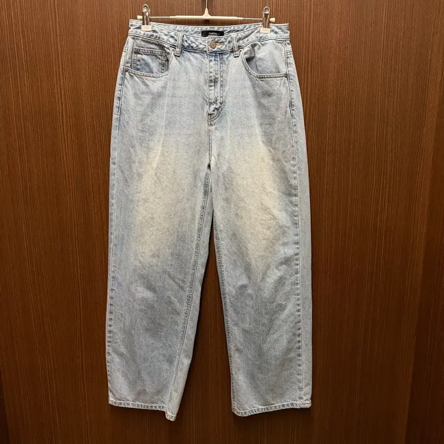 무신사 스탠다드 데님 연청 팬츠 28 사이즈