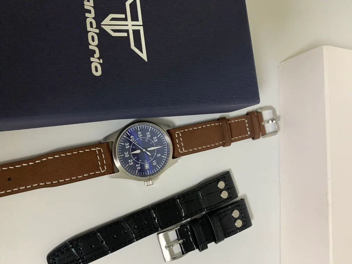 tandorio탄도리오 플리거B타입 시계 39mm 오토매틱