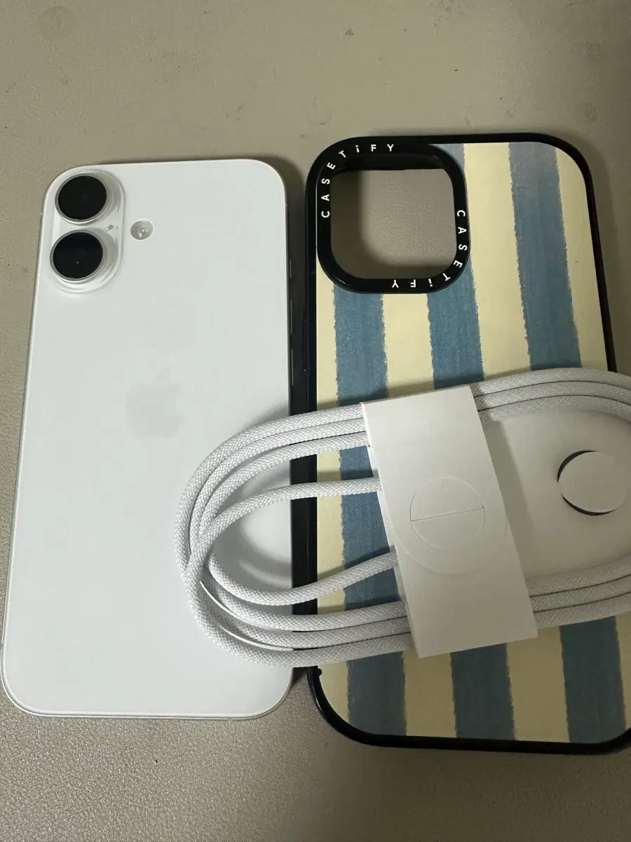 아이폰 16 화이트 128GB