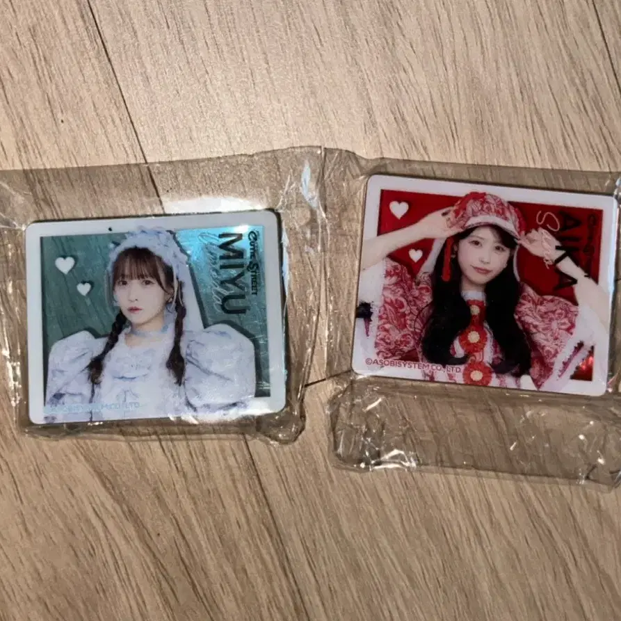 큐티스트리트 큐스토 아크릴 클립