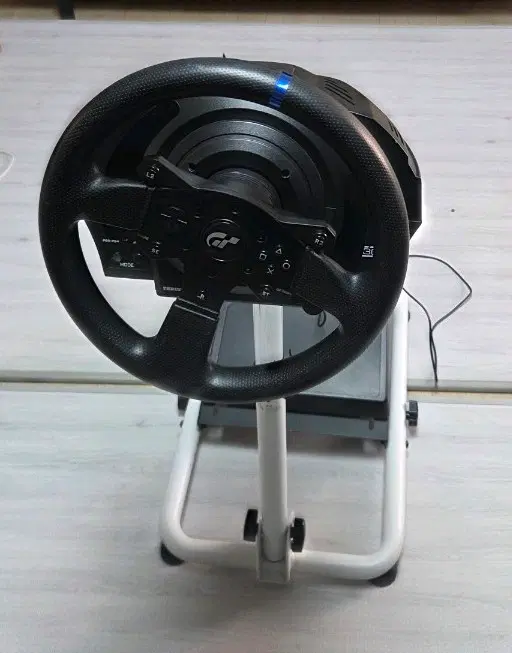 레이싱 휠 거치대