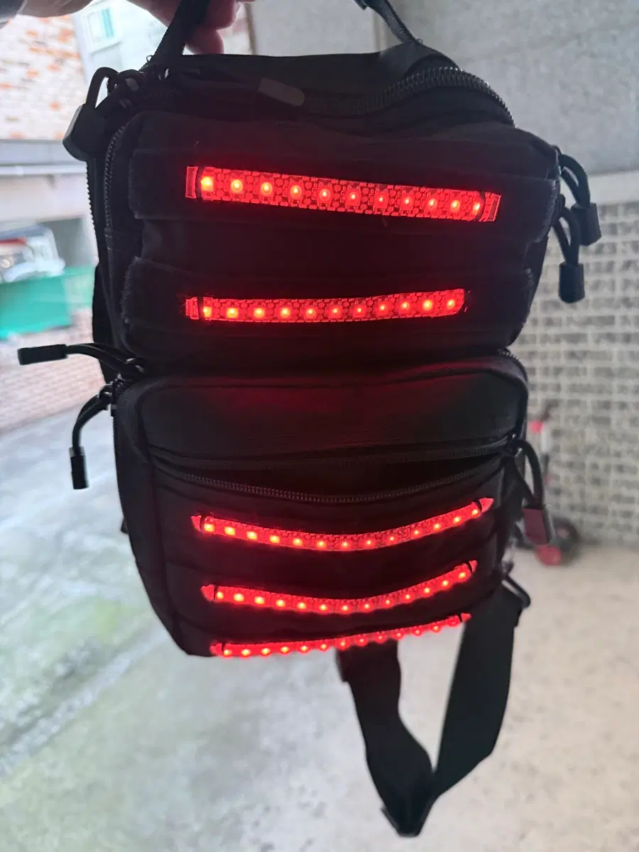 대리기사 Led 가방 팝니다 새거가 12만원짜리입니다