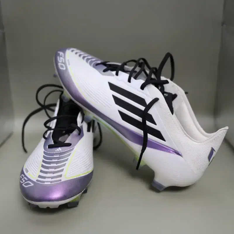 아디다스 F50 메시FG 축구화 화이트/퍼플 265mm
