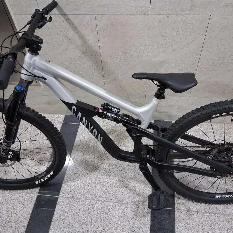 캐니언 스펙트럴125 al6 풀샥 mtb (타누스 인서트 업그레이드) 급처!!