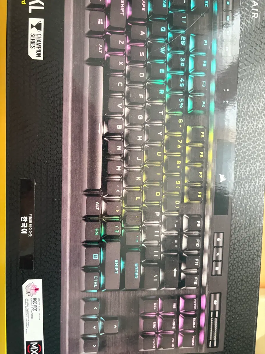 커세어 K70 PRO RGB TKL 키보드 한국어 풀박스