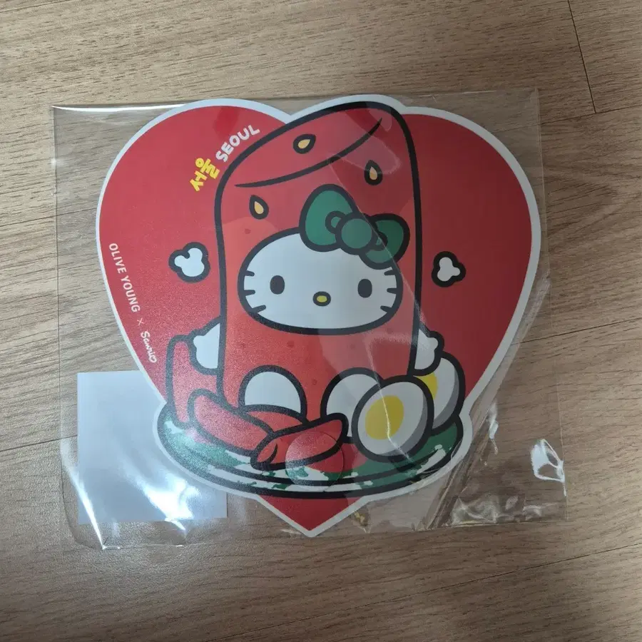 올리브영 헬로키티 서울 부채 떡볶이
