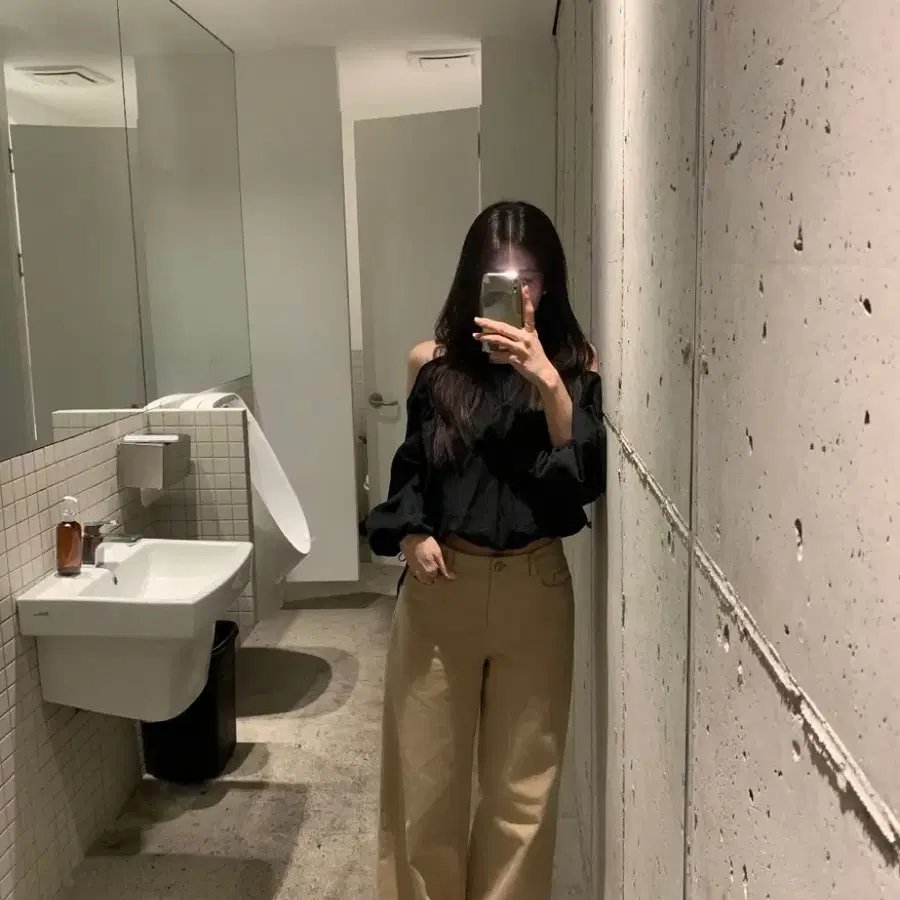온트 블레어 블라우스 블랙