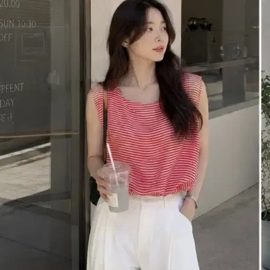 화사한 스트라이프 크롭 나시 블라우스 티셔츠 셔츠 민소매 바캉스 데이트룩 여성옷