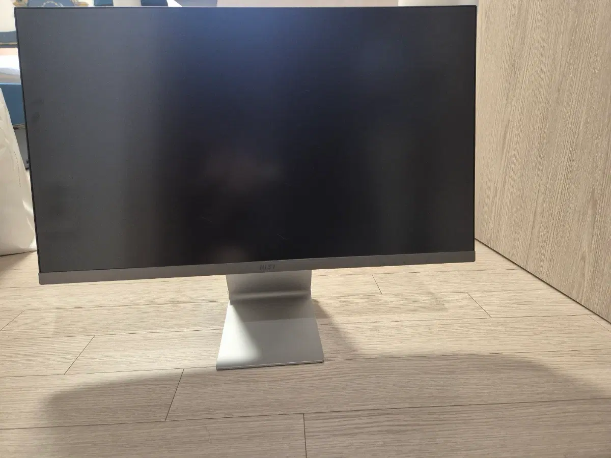 (수도권직거래)4k 모니터 27인치 msi 아이에르고 MD271UL