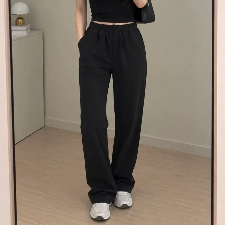 블랙 와이드 트레이닝 팬츠