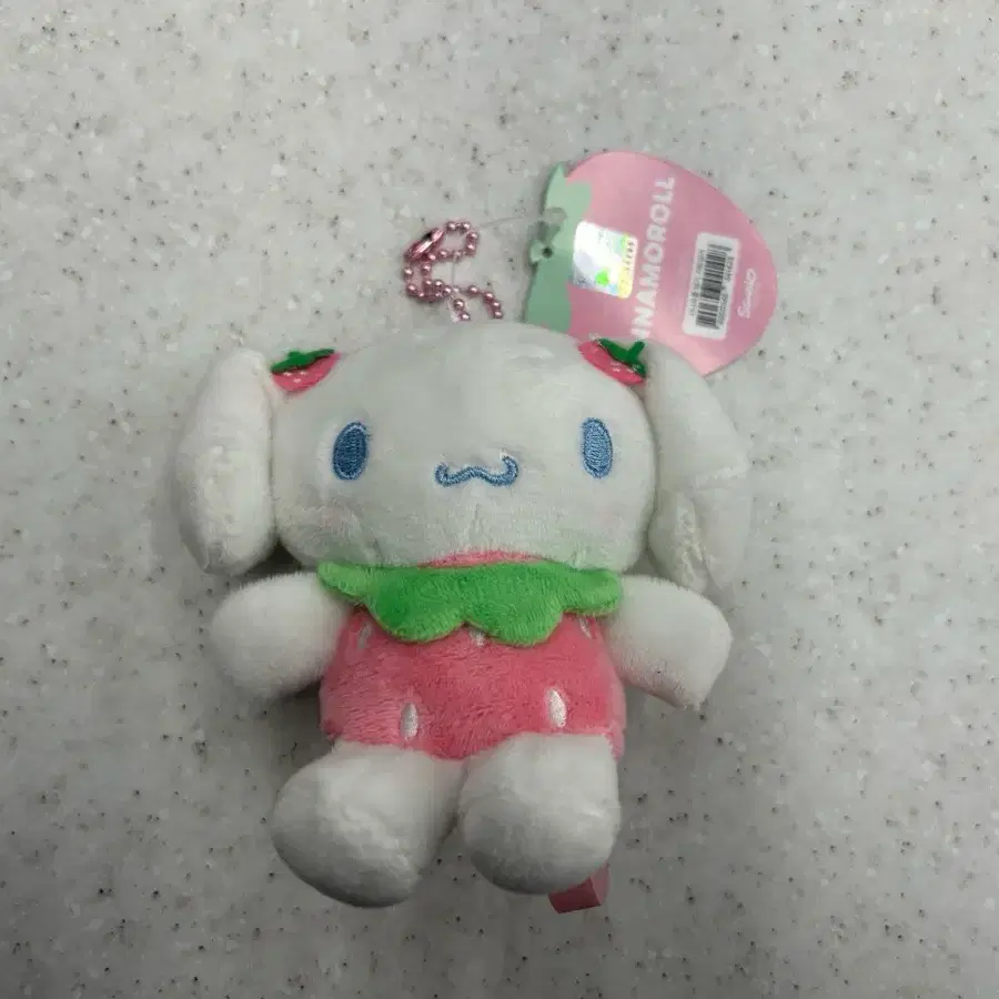 시나모롤 딸기 키링