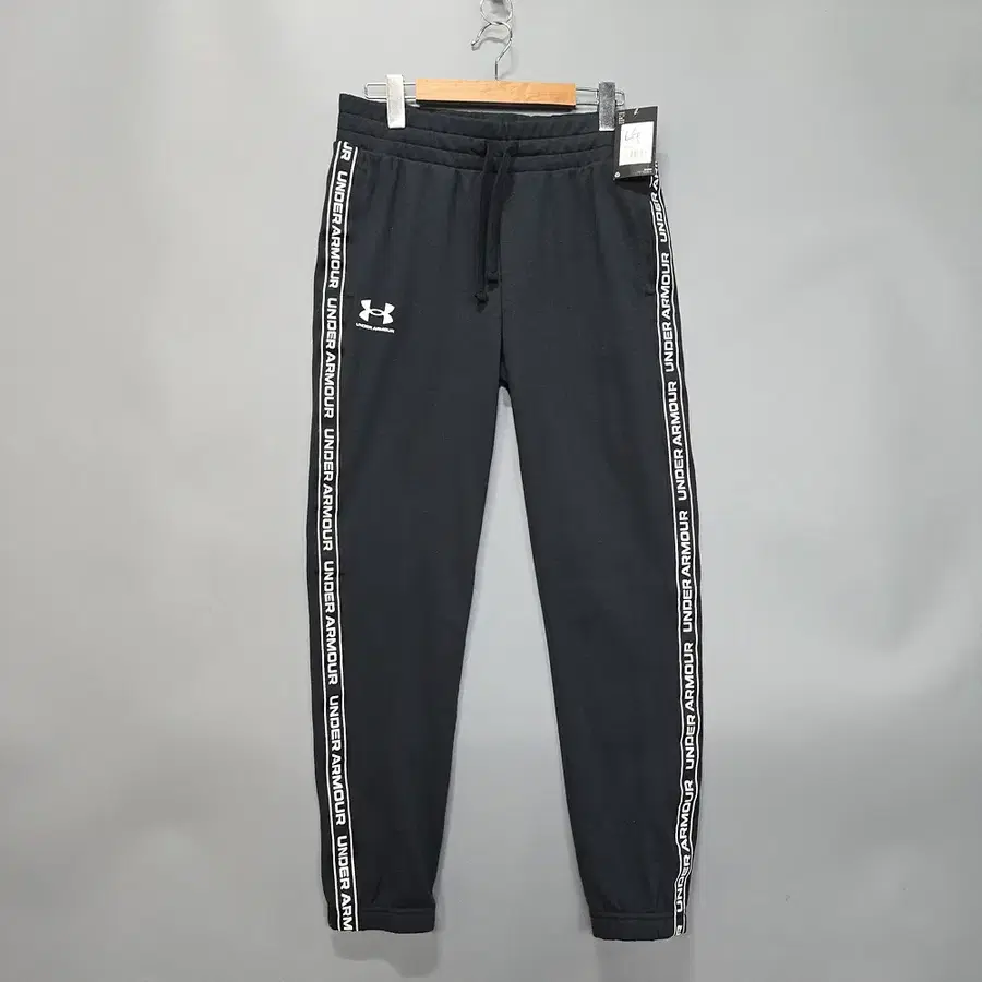 새제품) 언더아머 Under Armour 사이드 로고 트레이닝 조거 팬츠 L