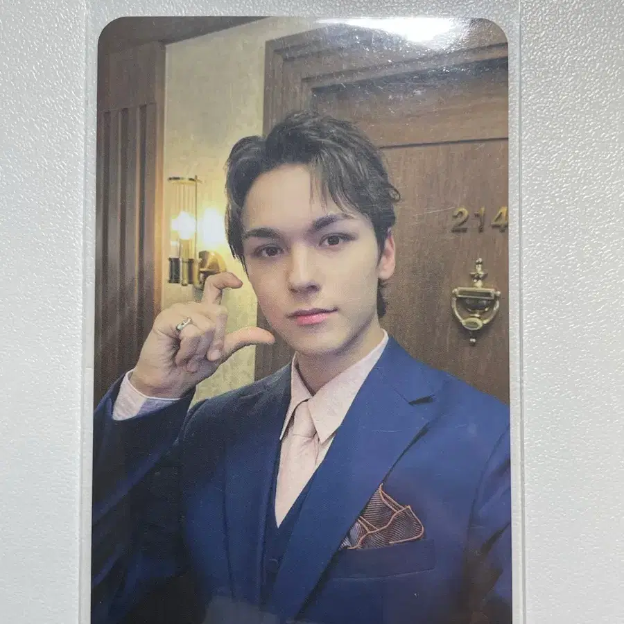 세븐틴 버논 스더필 포카