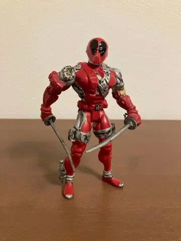 토이비즈 마블 데드풀 피규어 Toy Biz