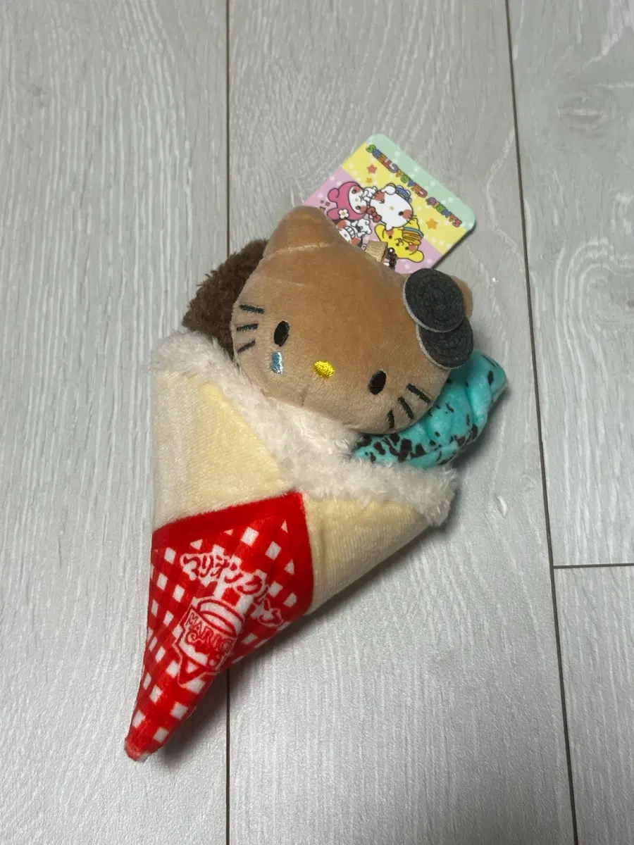 헬로키티 크레페 태닝 민트초코 인형키링